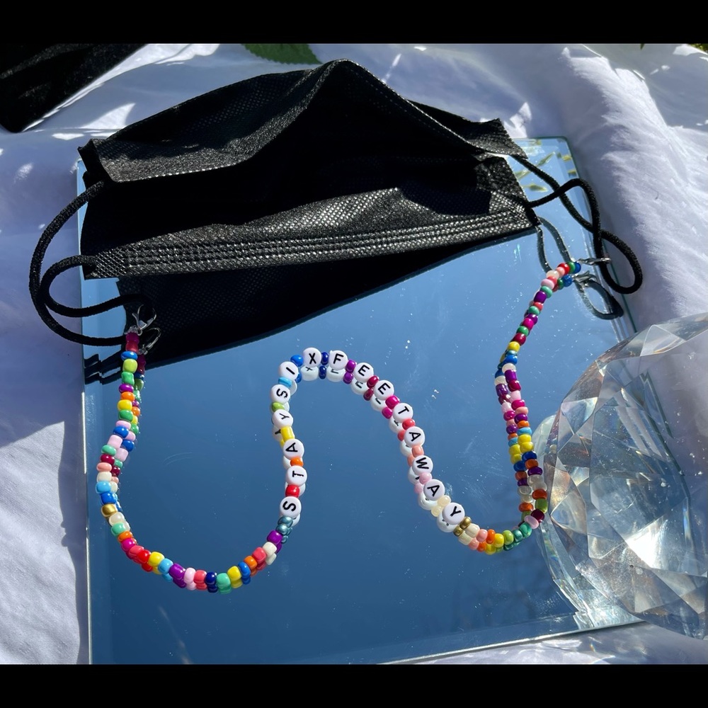 Custom Face Mask Chain! - Picture 2 of 3